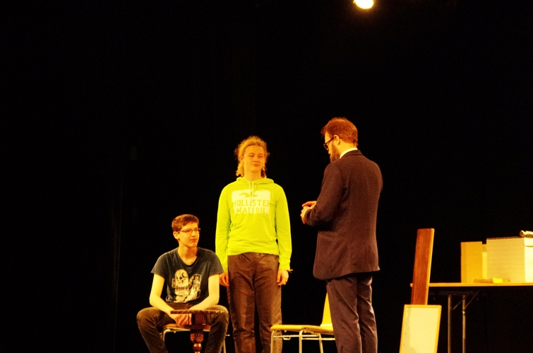 Ma grand-mère fait tourner les tables. - Photo n° 5